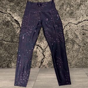 Bally athletic leggings black purple leopard animal print pockets dry-wik $39